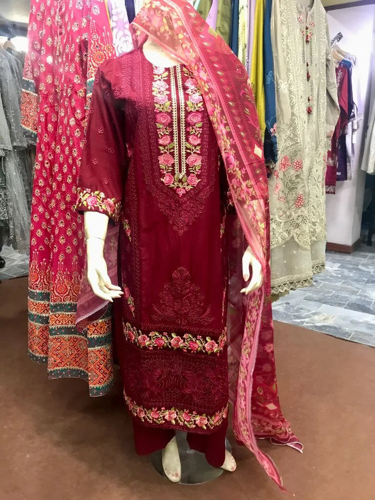 Luxury Embroidered Cotton Lawn 3-Piece Stitched Dress