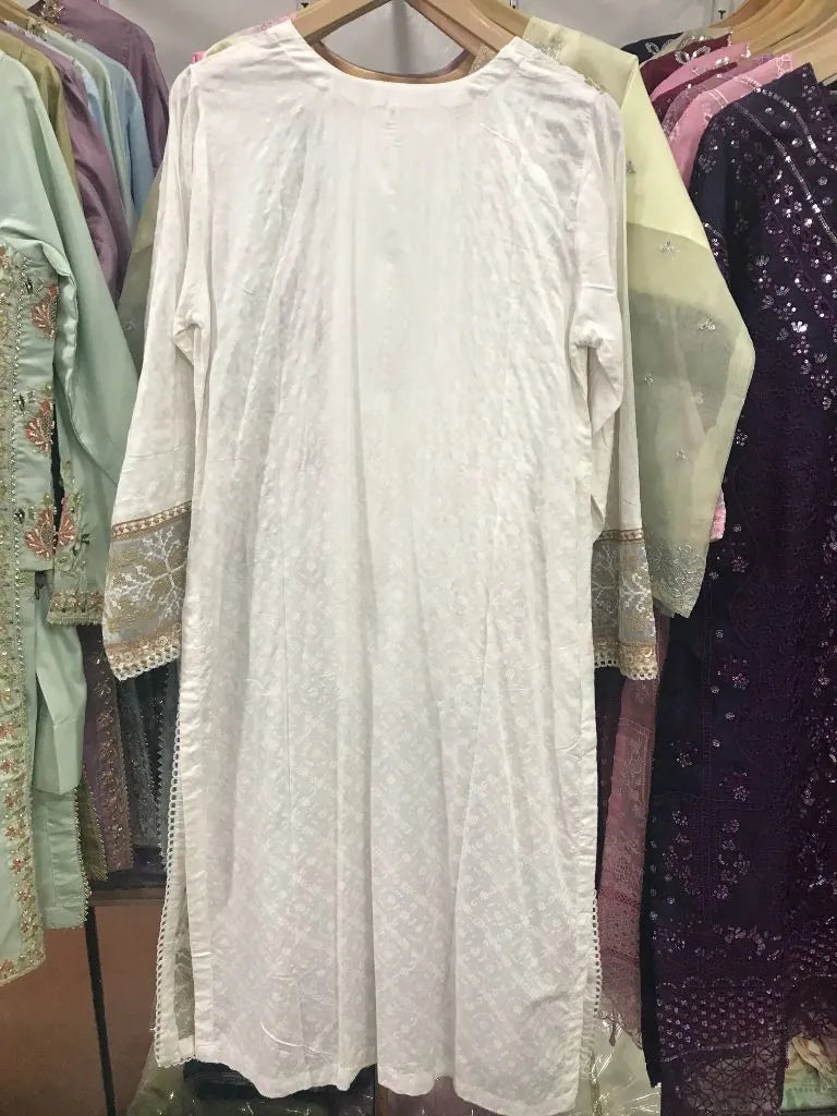 Women’s Stitched 3-Piece Printed Linen Suit with Dupatta – Off-White Ayesha Fashion Boutique
