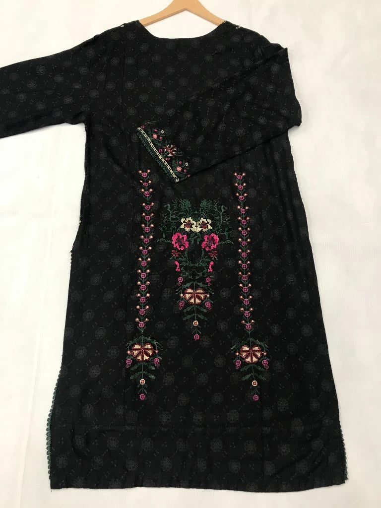 Elegant Black Embroidered 3-Piece Stitched Linen Suit with Printed Dupatta Ayesha Fashion Boutique