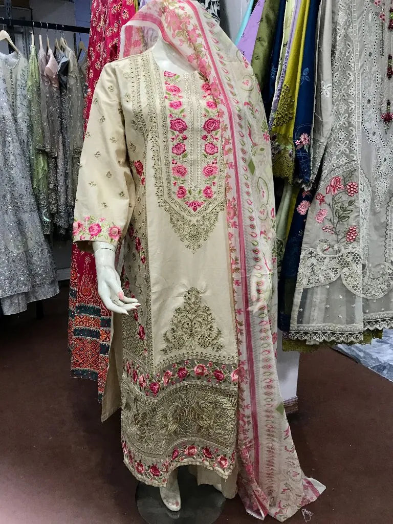Luxury Embroidered Cotton Lawn 3-Piece Stitched Dress